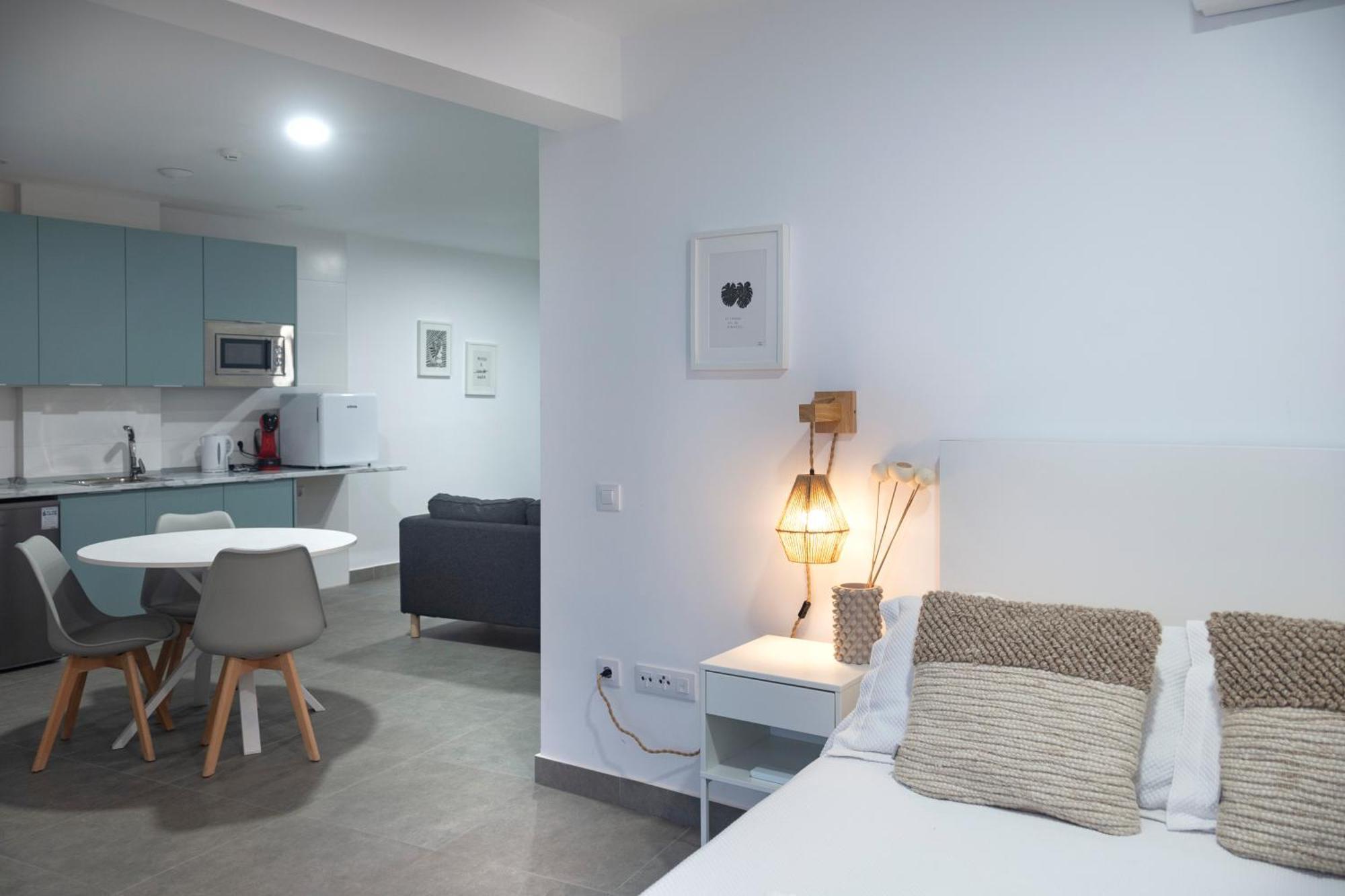 Apartamentos La Tahona Cádiz Buitenkant foto