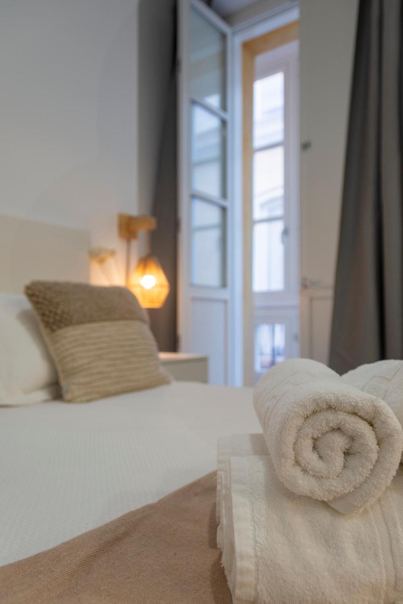 Apartamentos La Tahona Cádiz Buitenkant foto