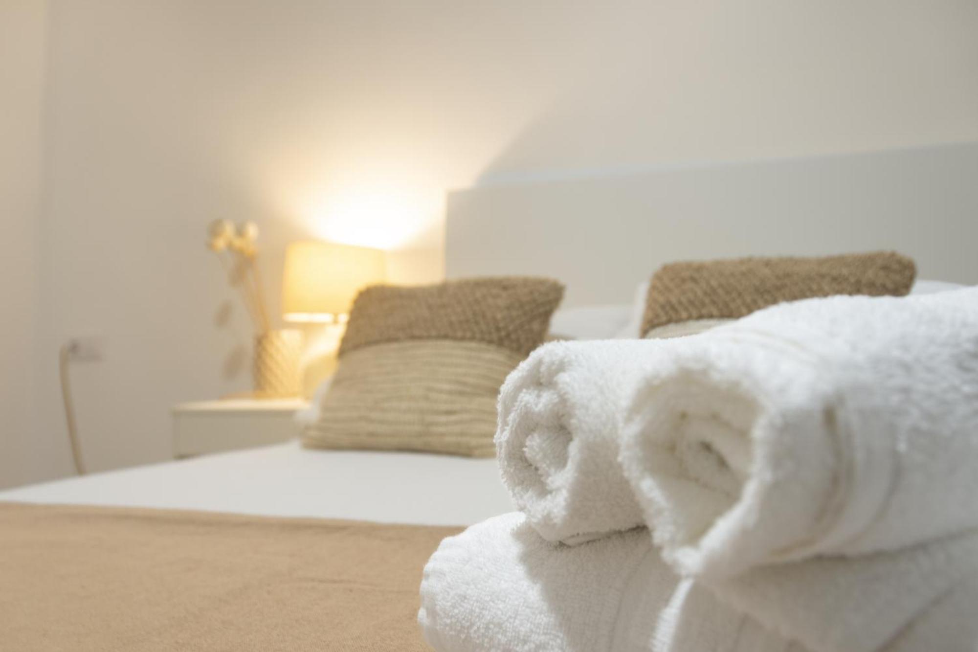 Apartamentos La Tahona Cádiz Buitenkant foto