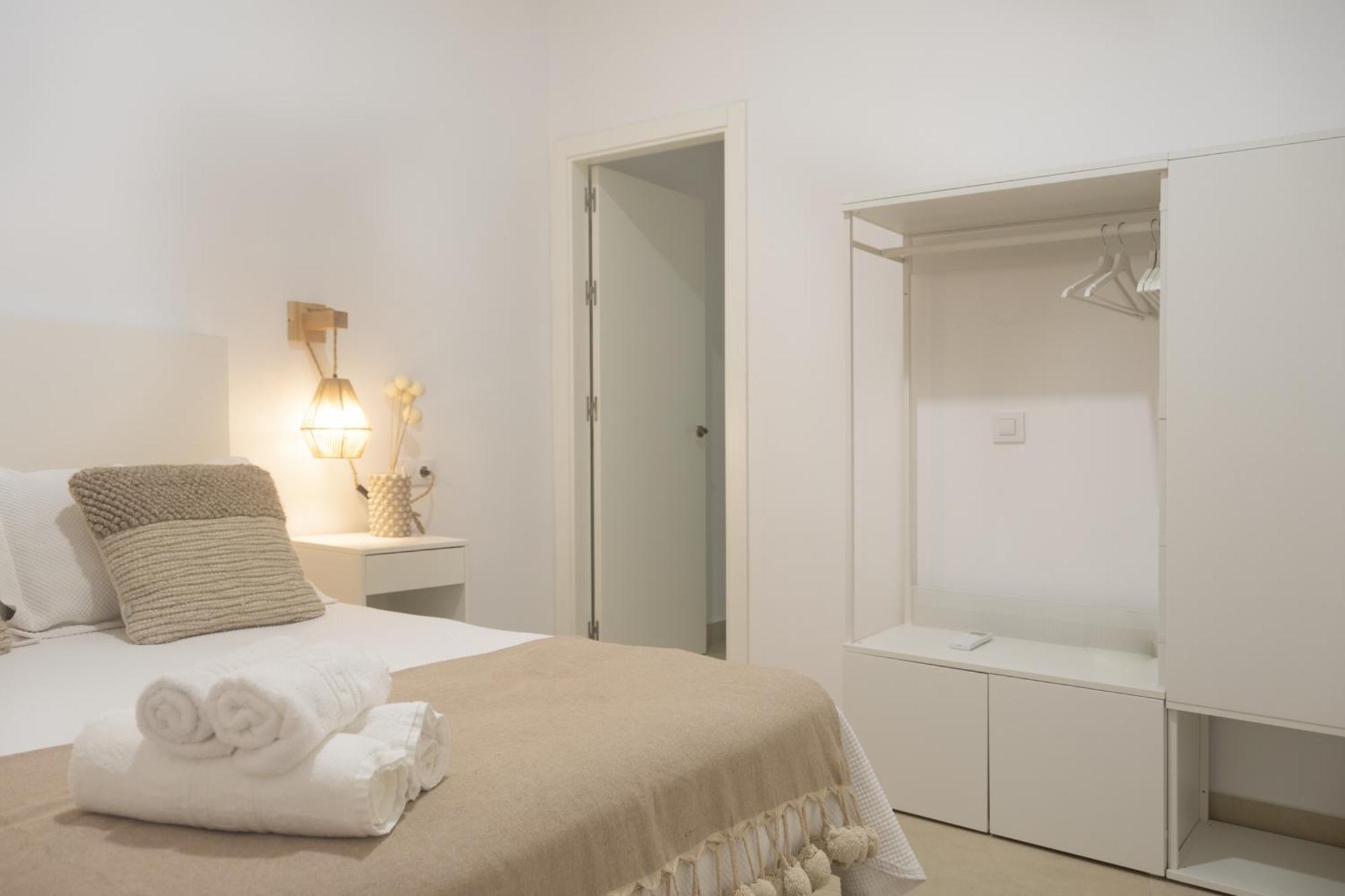 Apartamentos La Tahona Cádiz Buitenkant foto