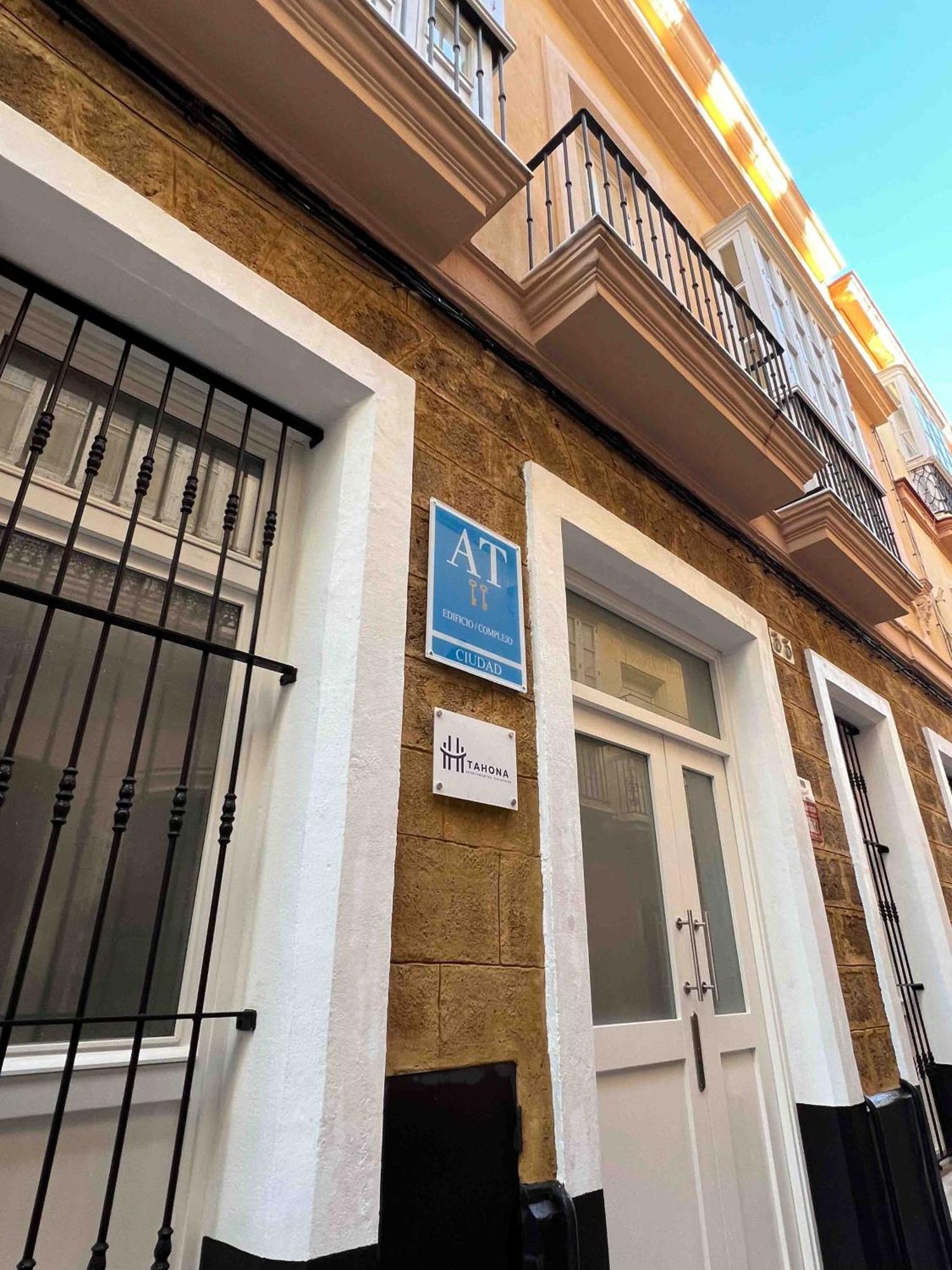 Apartamentos La Tahona Cádiz Buitenkant foto