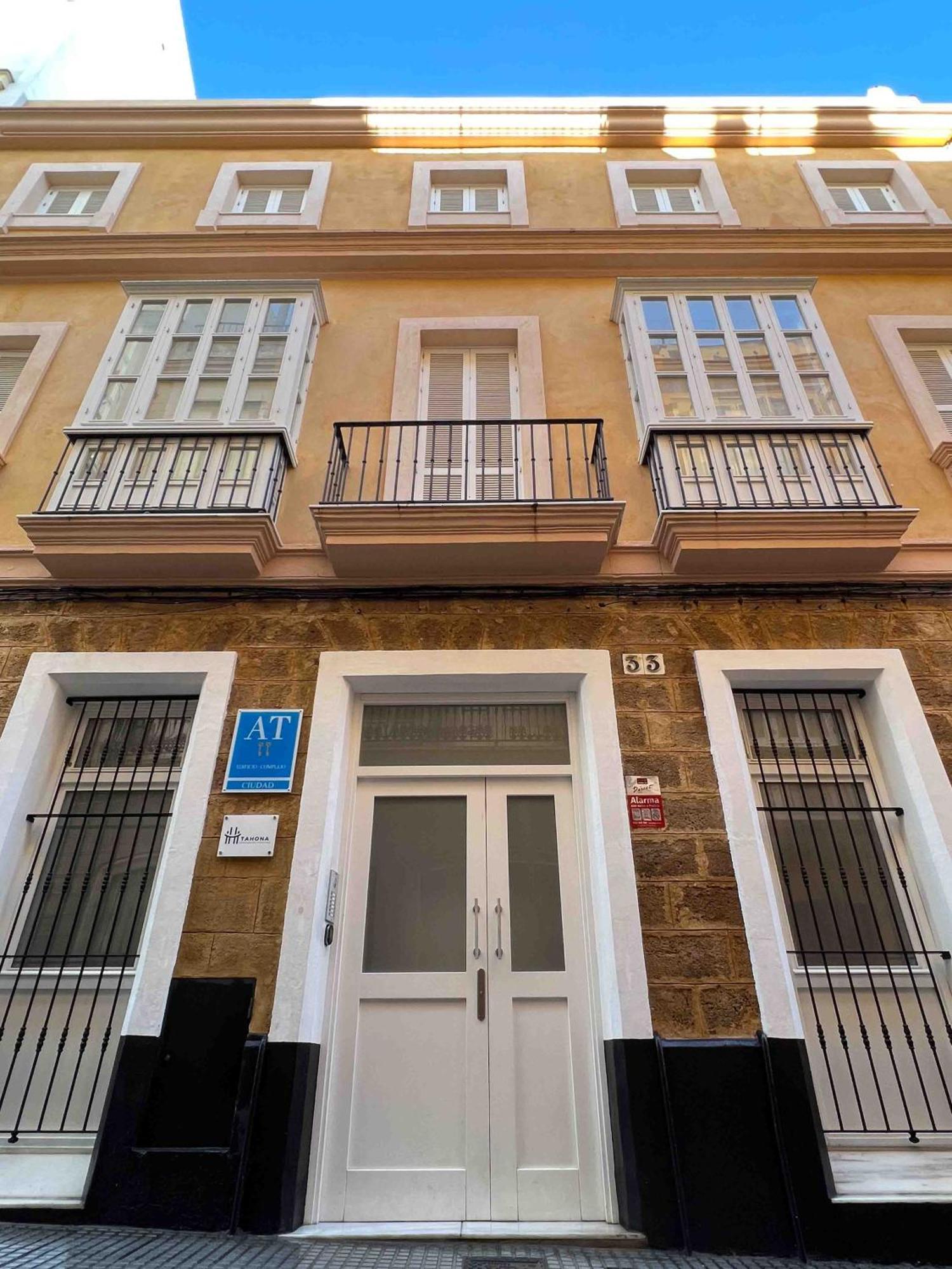 Apartamentos La Tahona Cádiz Buitenkant foto
